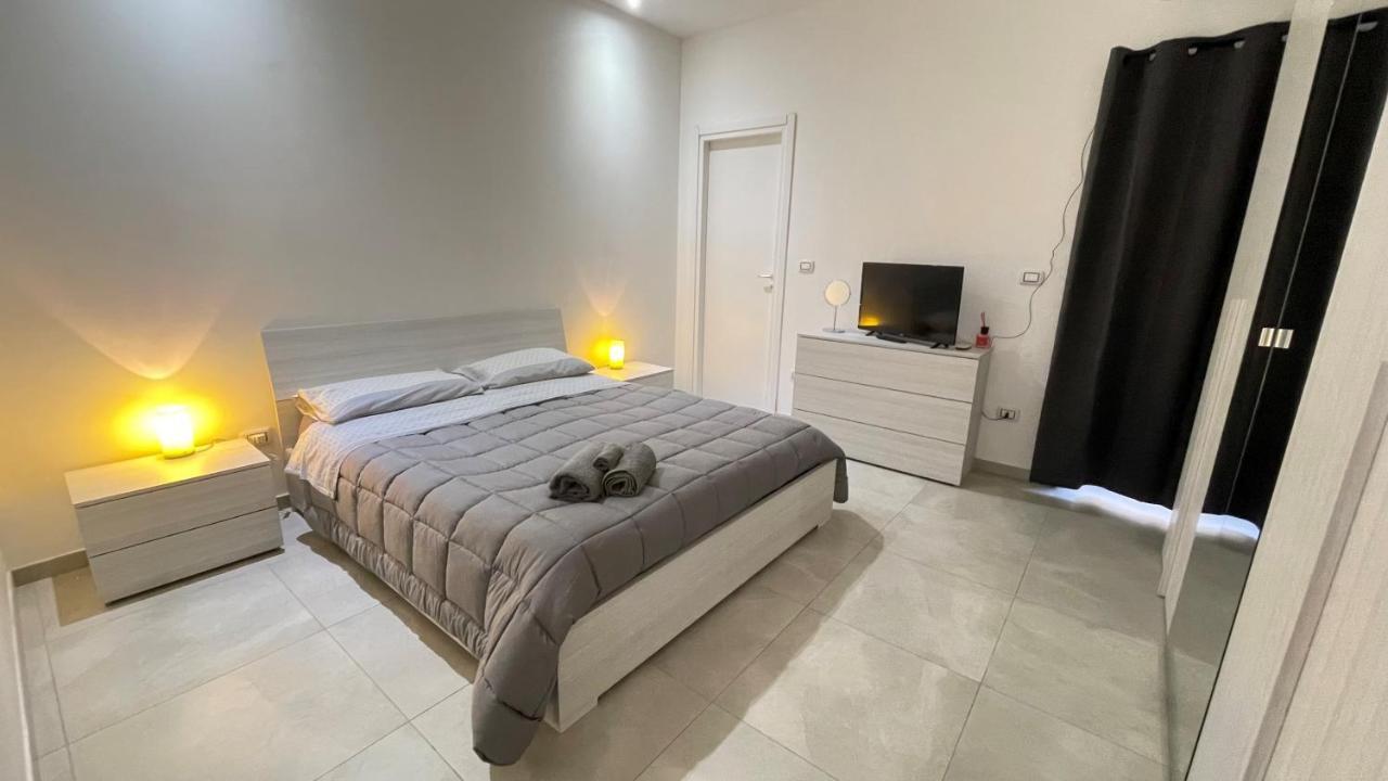 Apartamento Al quattordici Bríndisi Exterior foto