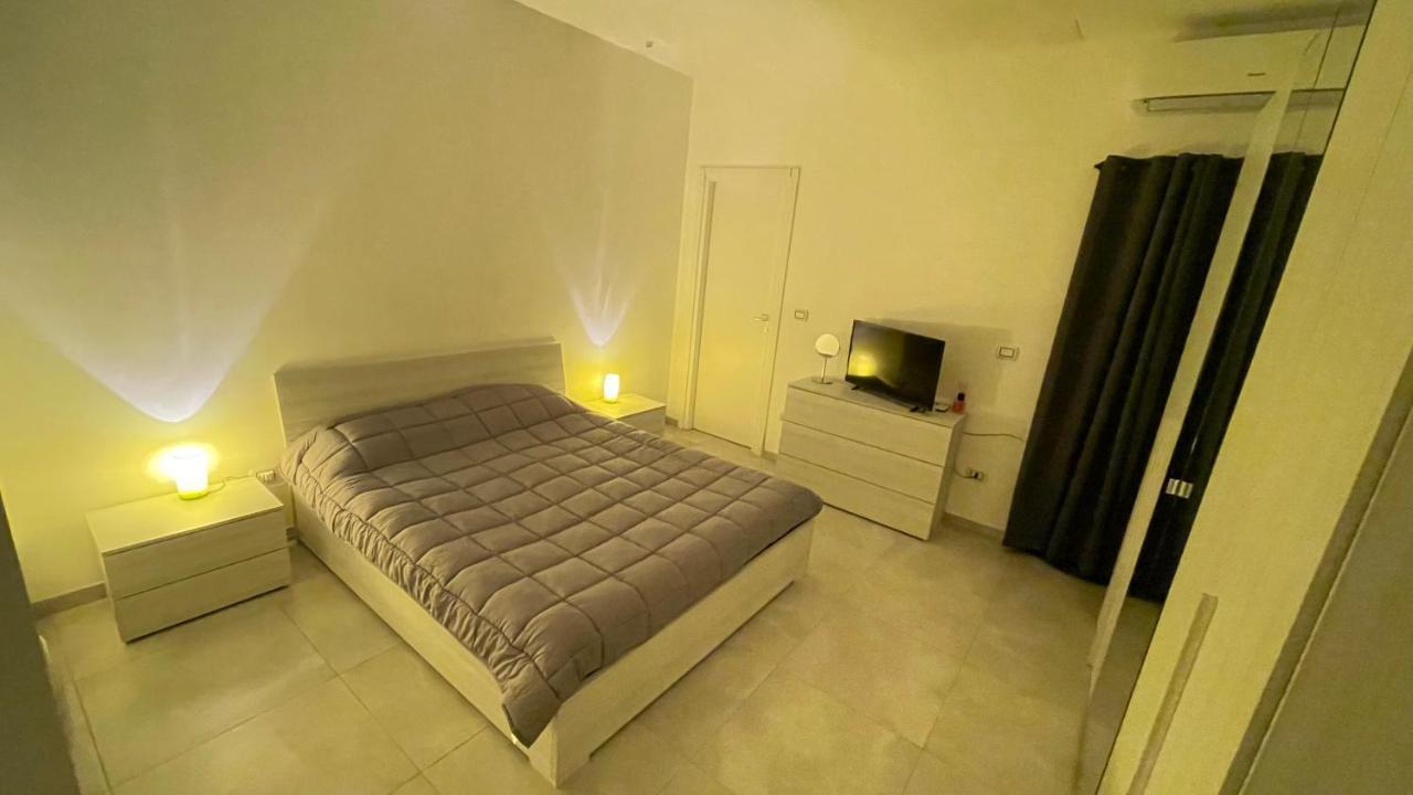 Apartamento Al quattordici Bríndisi Exterior foto
